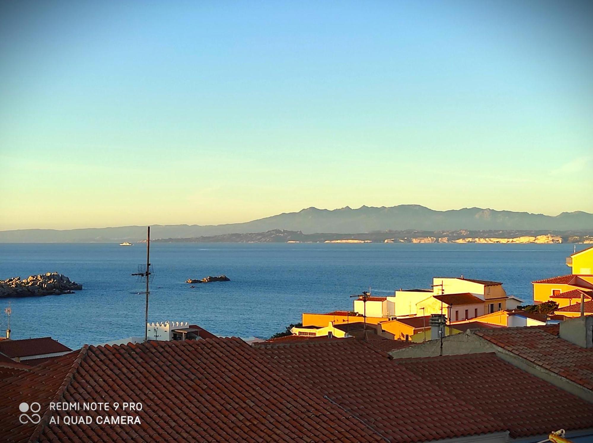 Bed and Breakfast Domus De Janas Santa Teresa Gallura Exterior foto