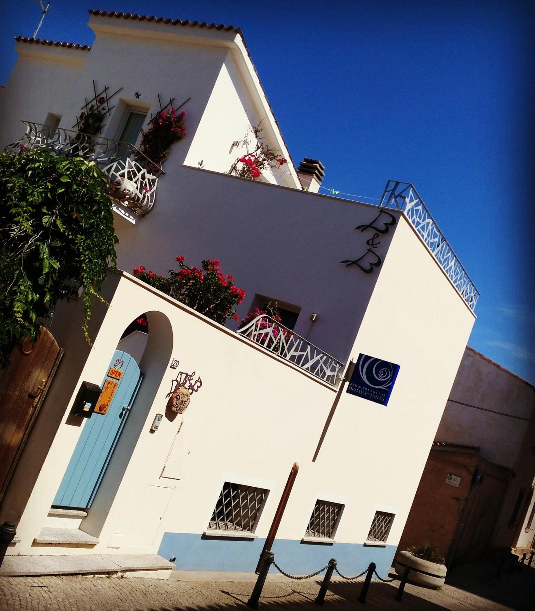 Bed and Breakfast Domus De Janas Santa Teresa Gallura Exterior foto